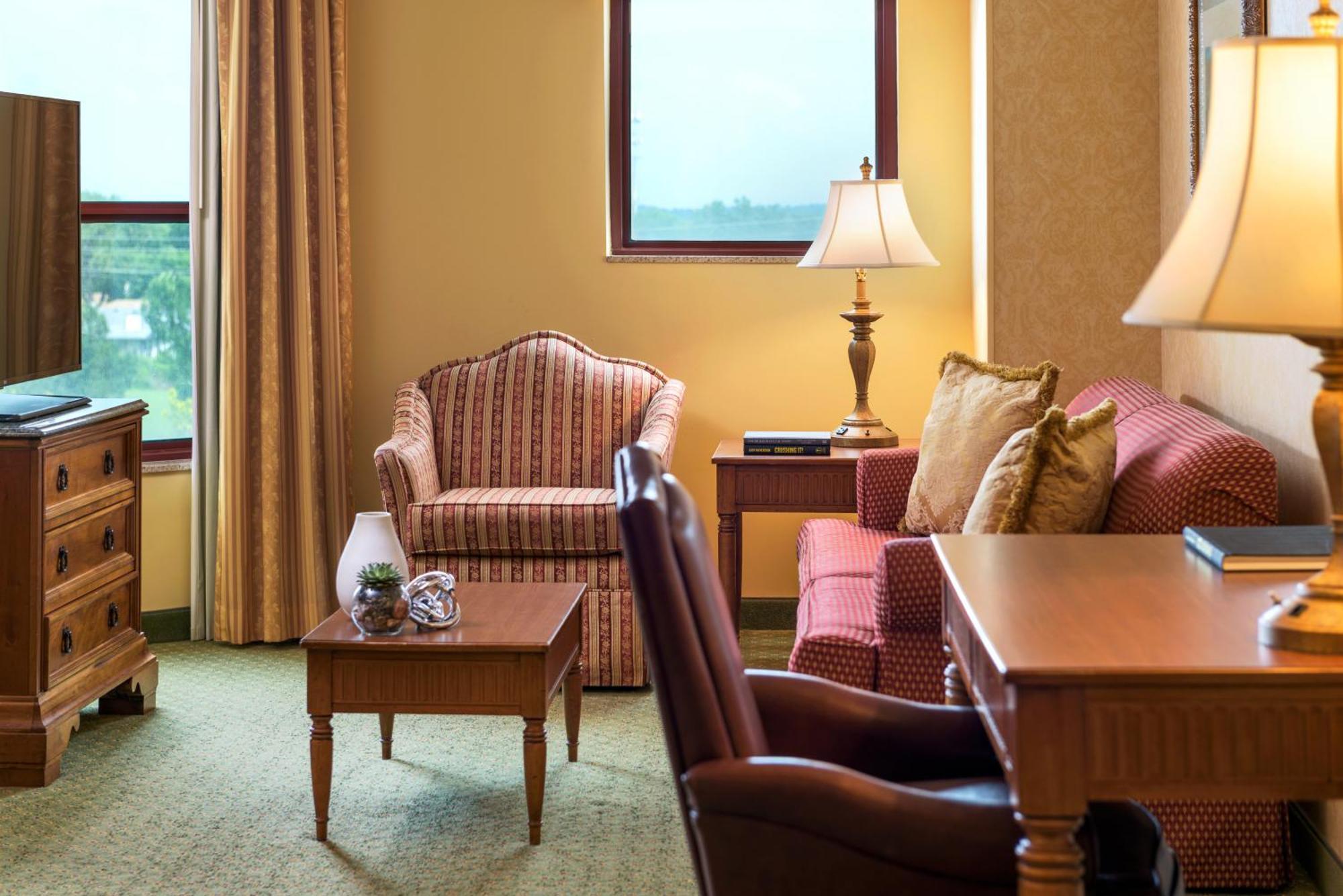 Renaissance Tulsa Hotel & Convention Center Екстериор снимка
