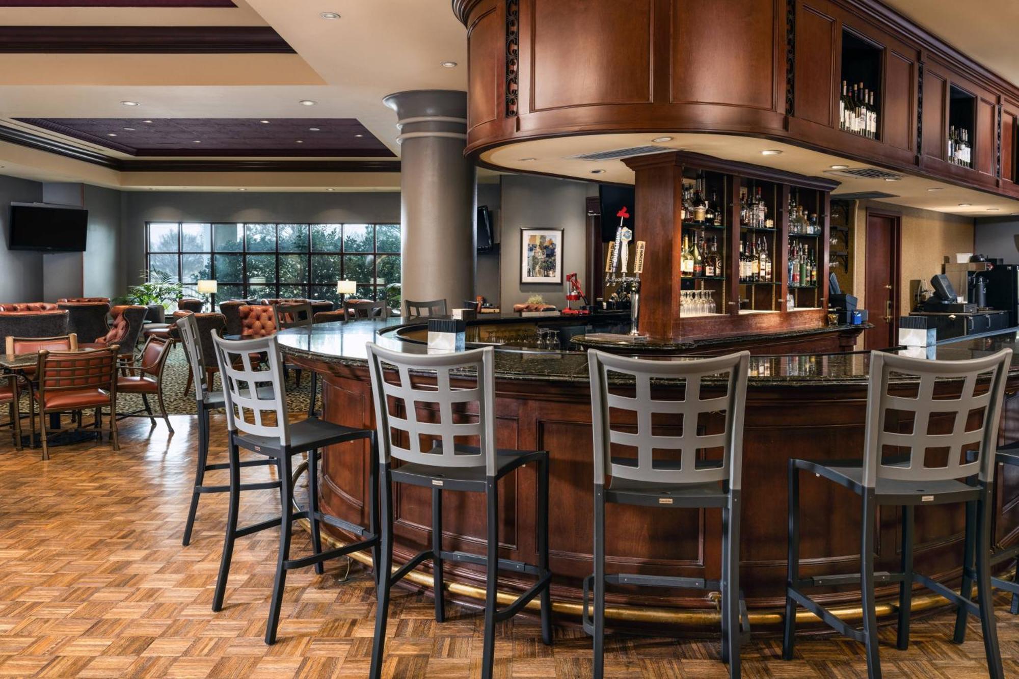 Renaissance Tulsa Hotel & Convention Center Екстериор снимка