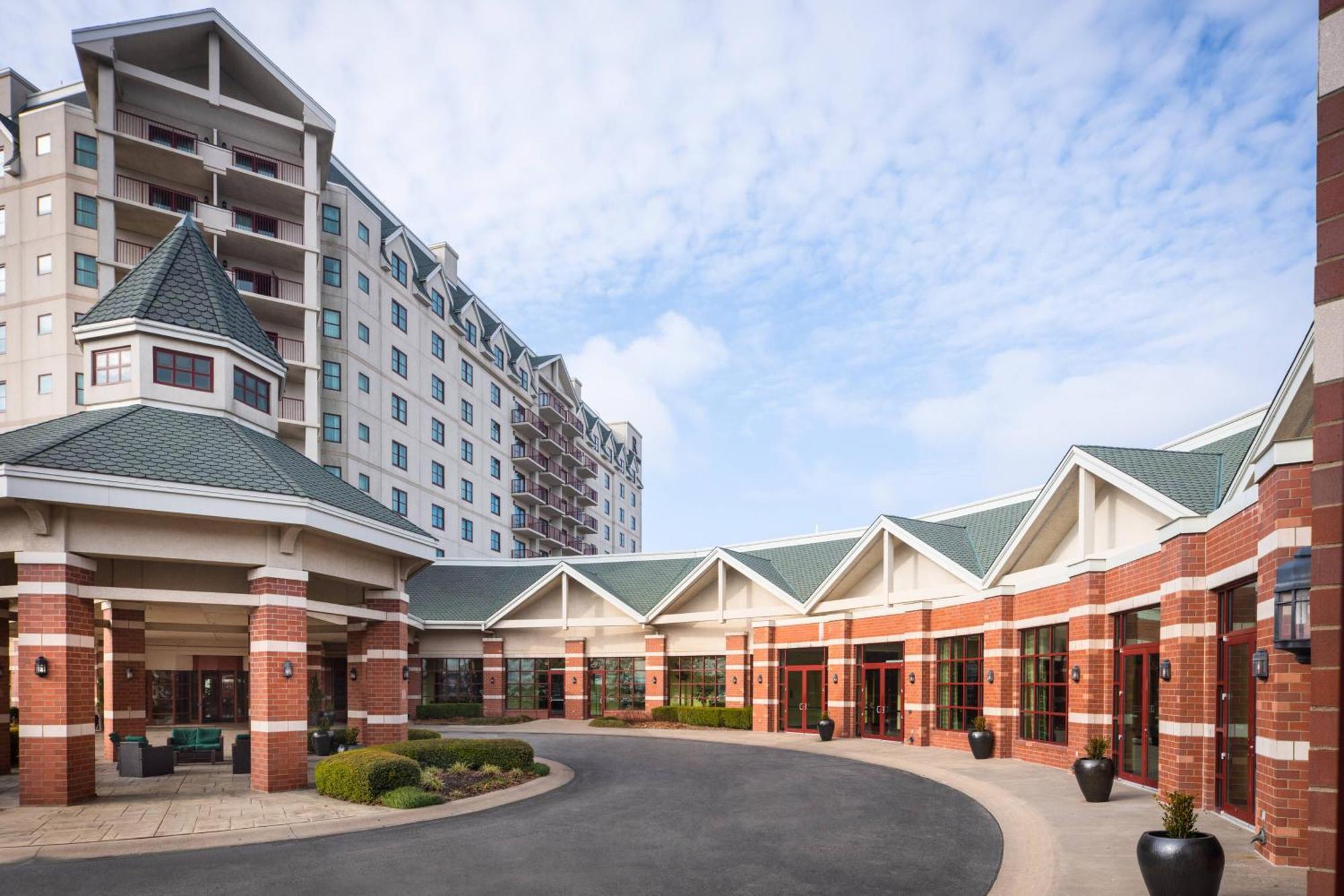 Renaissance Tulsa Hotel & Convention Center Екстериор снимка