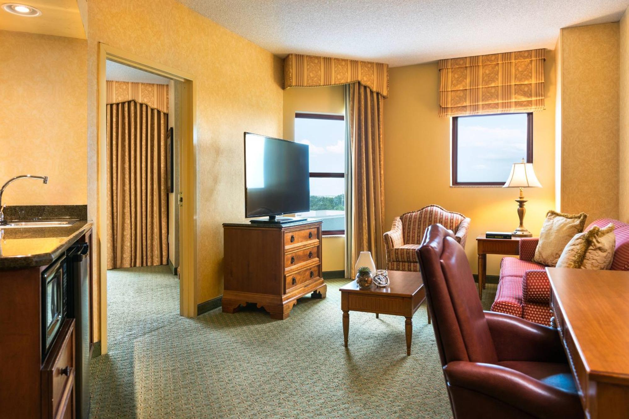Renaissance Tulsa Hotel & Convention Center Екстериор снимка