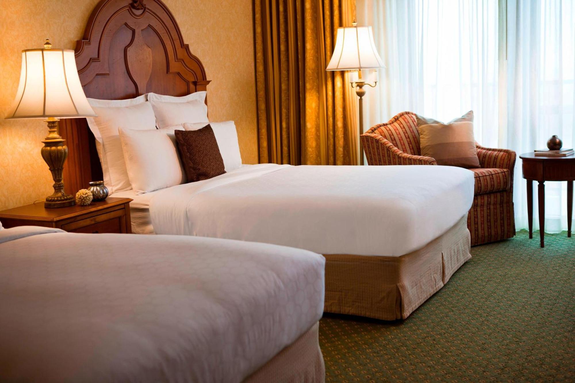 Renaissance Tulsa Hotel & Convention Center Екстериор снимка