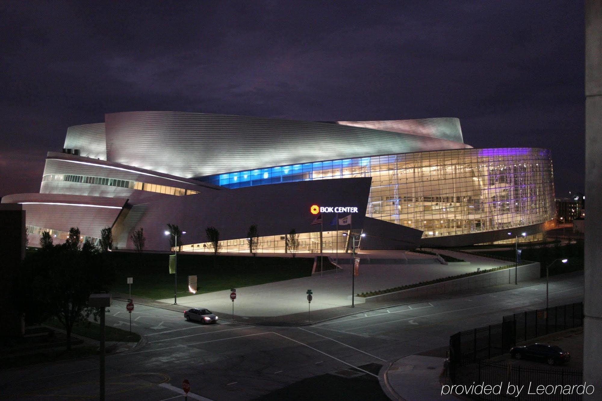 Renaissance Tulsa Hotel & Convention Center Екстериор снимка