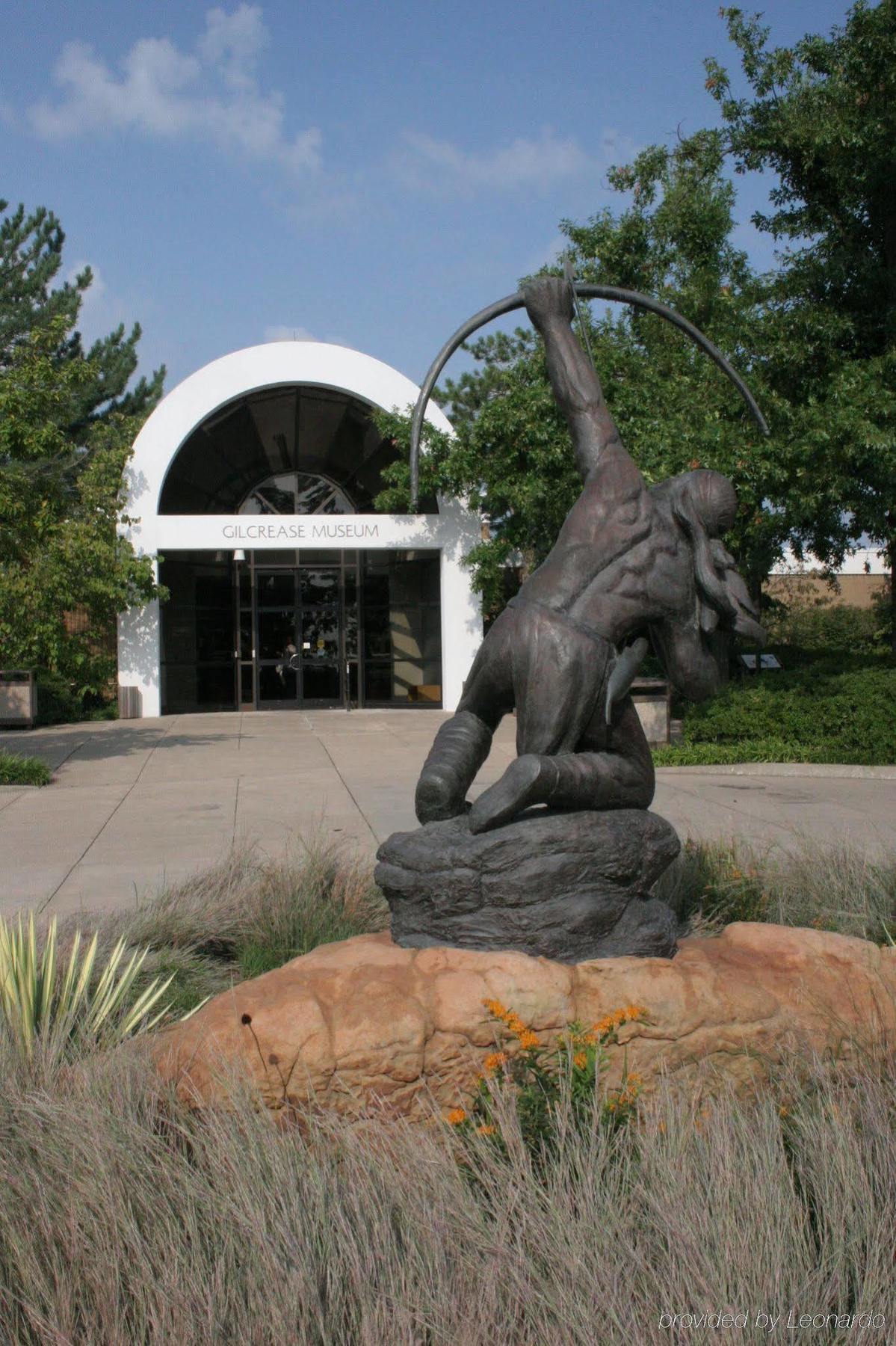Renaissance Tulsa Hotel & Convention Center Екстериор снимка